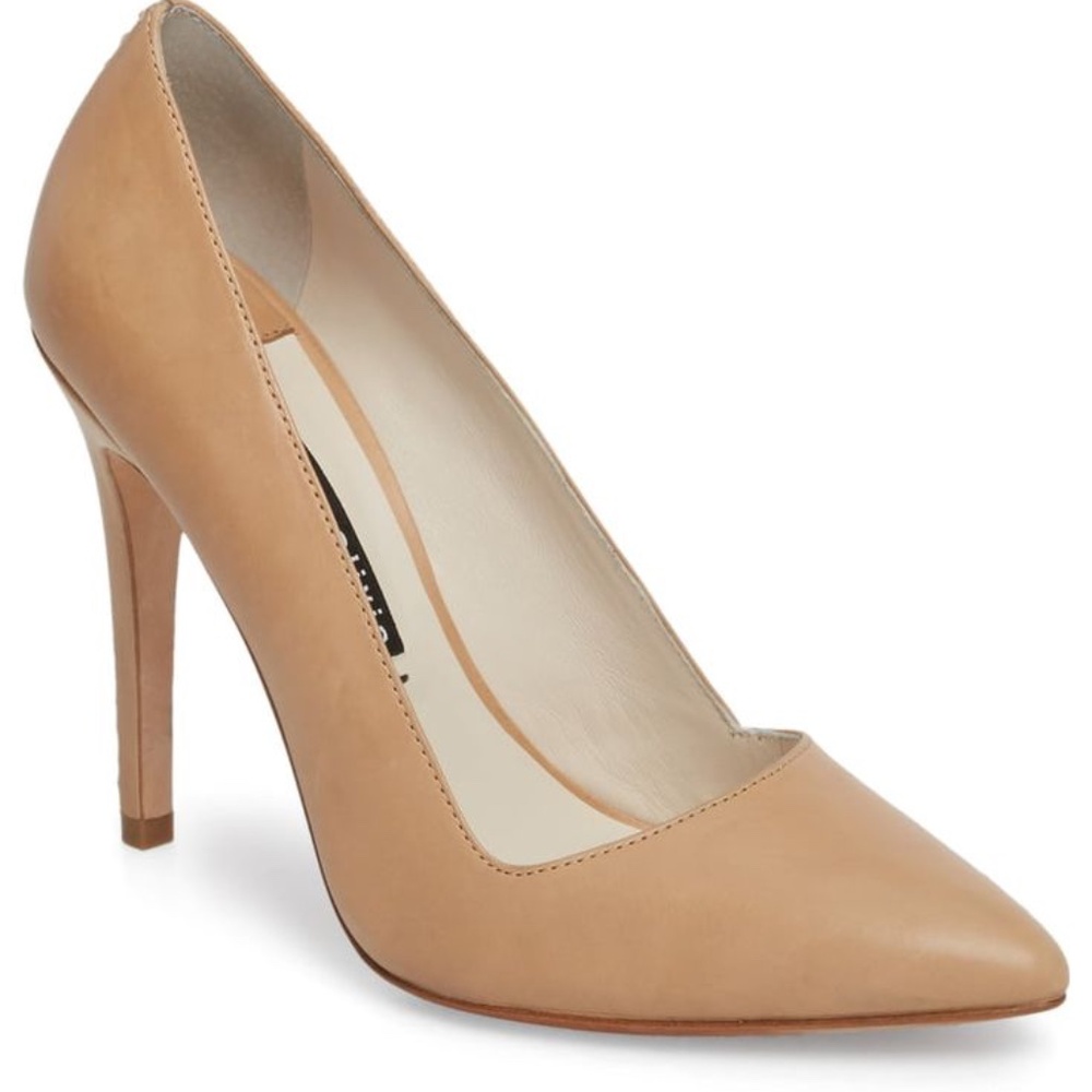 Alice + Olivia Nude Dina Whipstitched Velvet Pumps